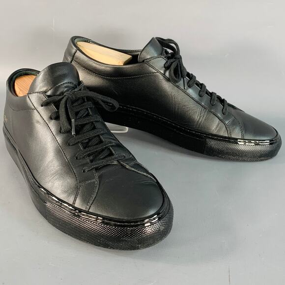 COMMON PROJECTS Size 9 Black Leather Low Top Shiny Sole Sneakers - Picture 1 of 8
